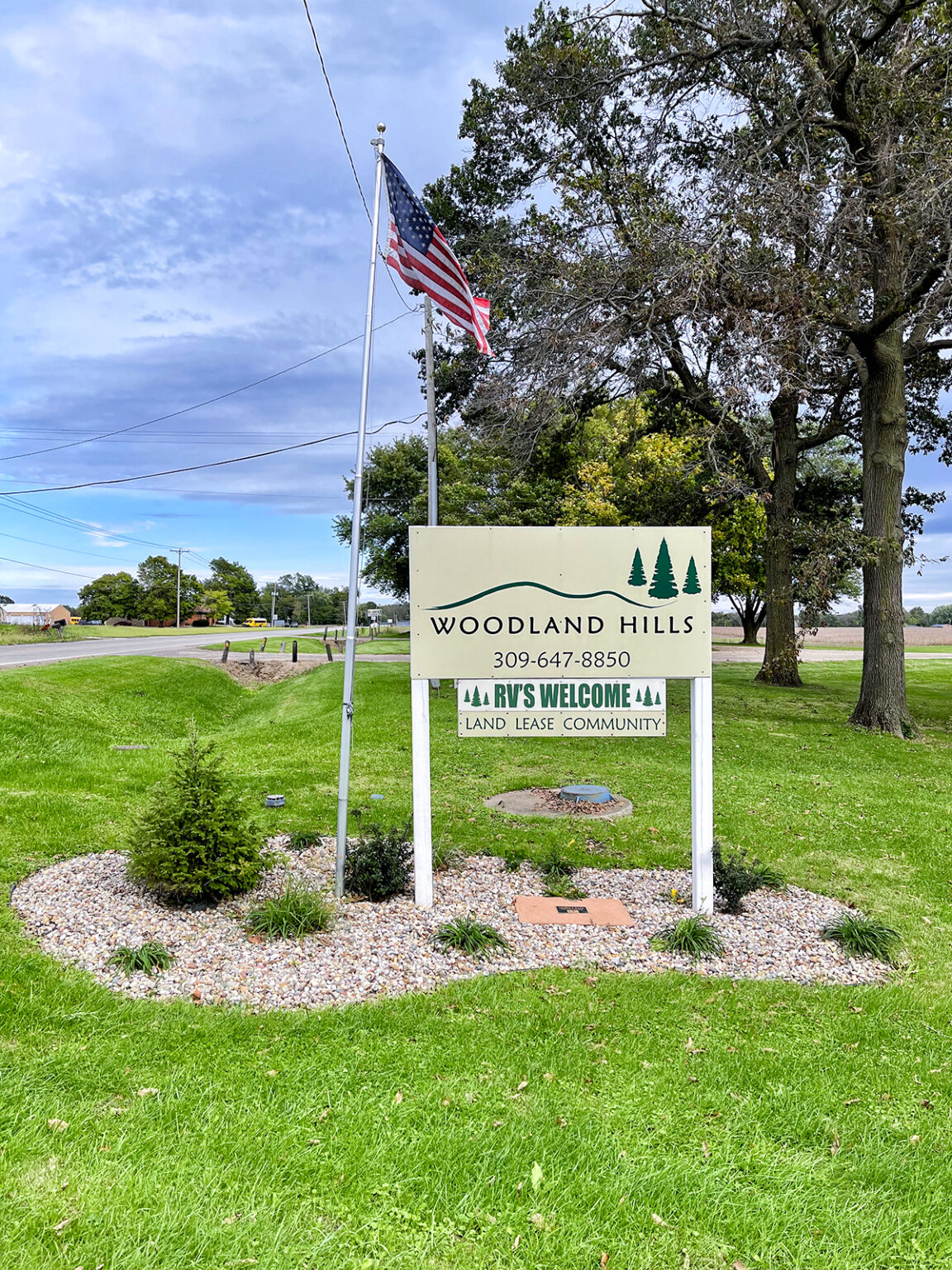 Woodland Hills Mobile Home & RV Park | Canton, IL